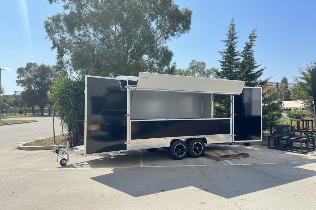 Merchandise Retail Trailer with Boards MT-B5M
