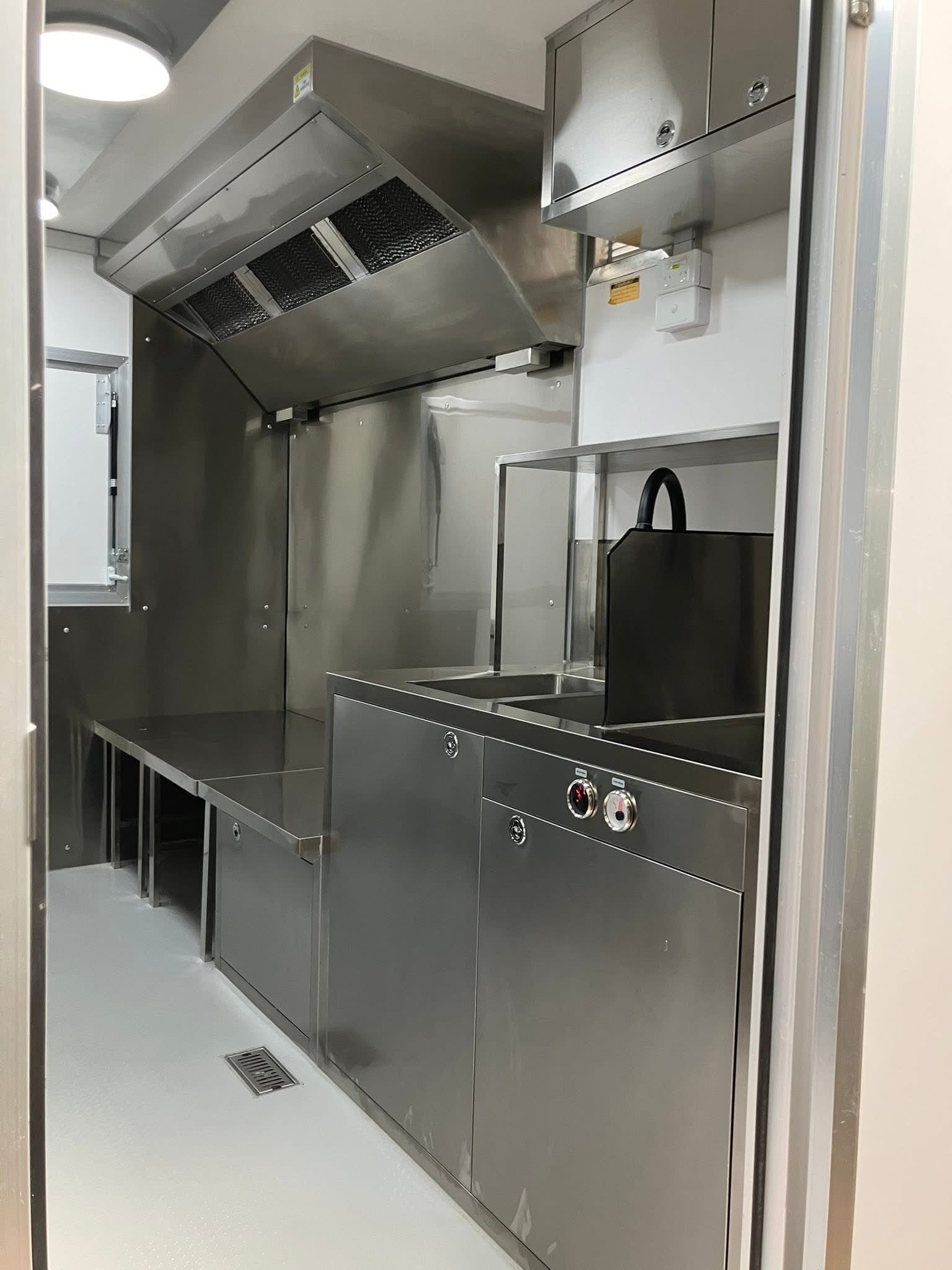 Food Trailer 3 Meter FT-3M
