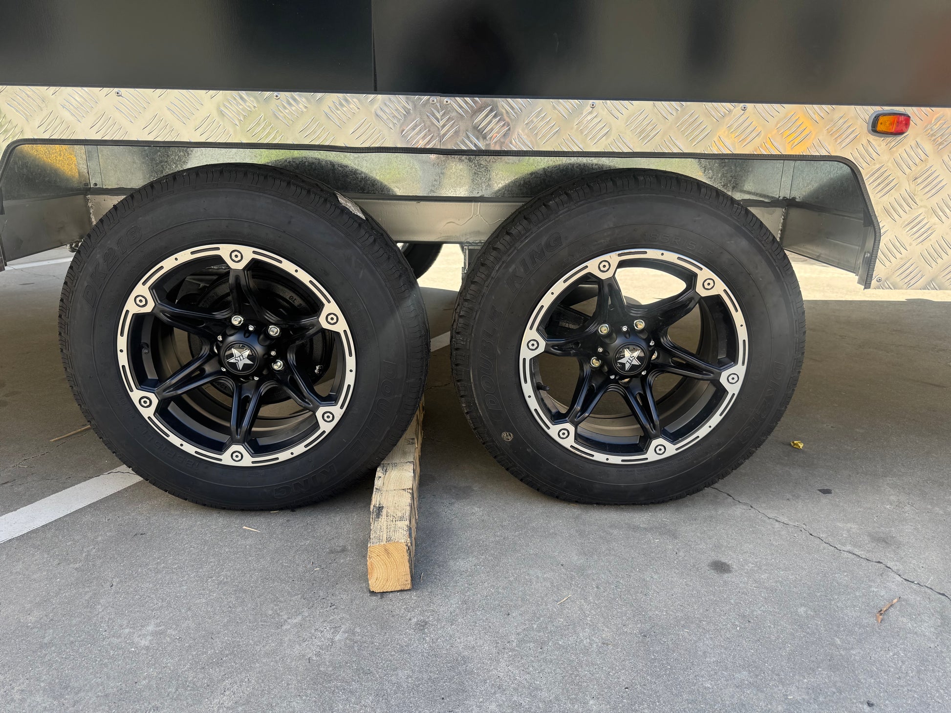 Merchandise Retail Trailer MT-5M