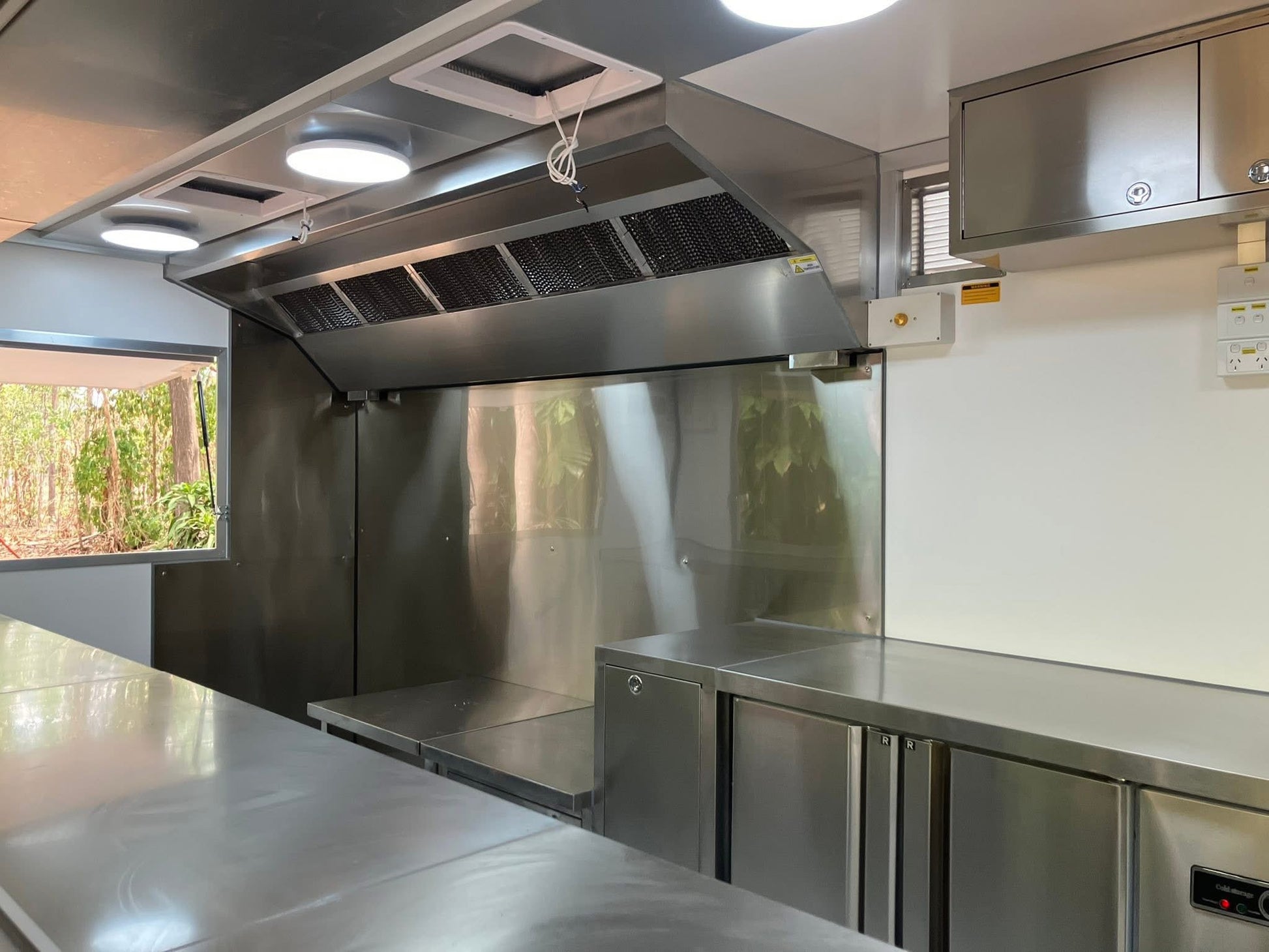 Food Trailer 5 Meter FT-5M