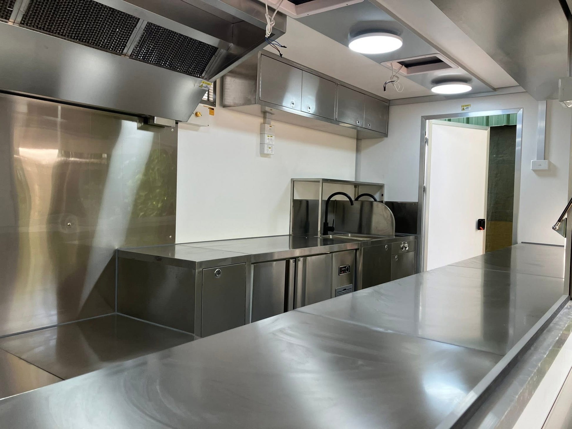 Food Trailer 5 Meter FT-5M